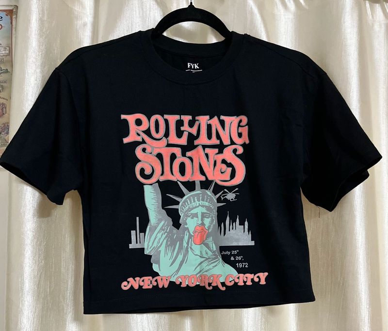 Rolling Stones NYC Graphic Cropped T-Shirt