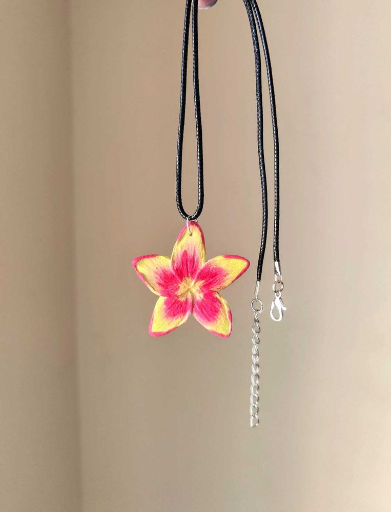 Hawaiian Plumeria Flower Handmade Necklace