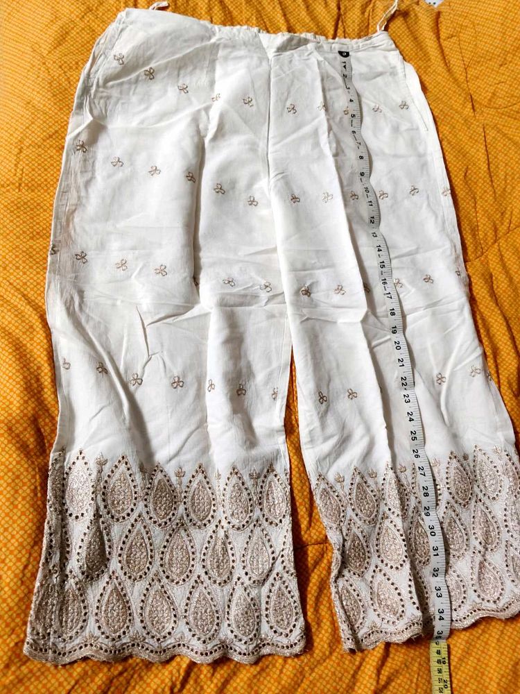 XXL Off white palazzo with cut work