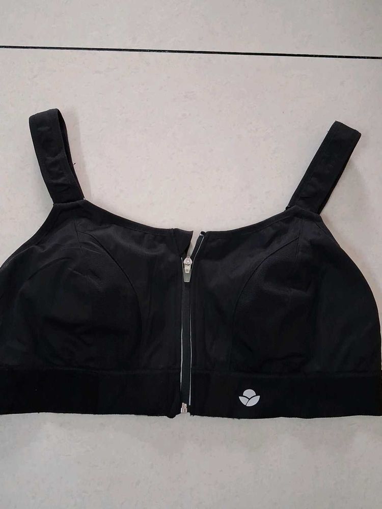 4XL Black Front Zip Sports Bra