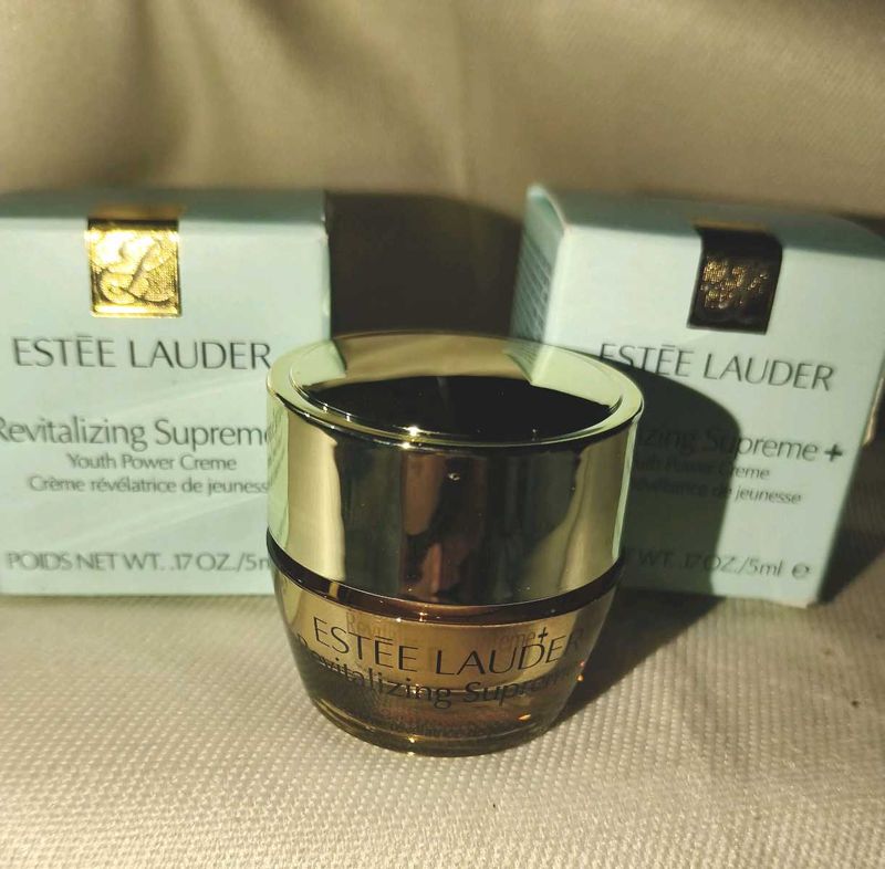 Estee Lauder Youth Power Creme