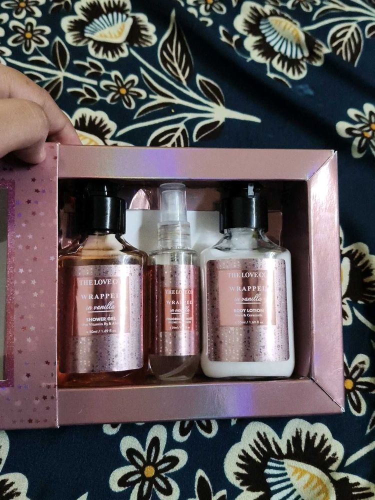 The Love Co. Wrapped in Vanilla Set