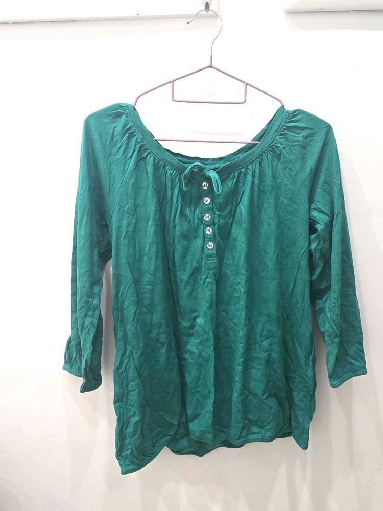 Green Long Sleeve Top