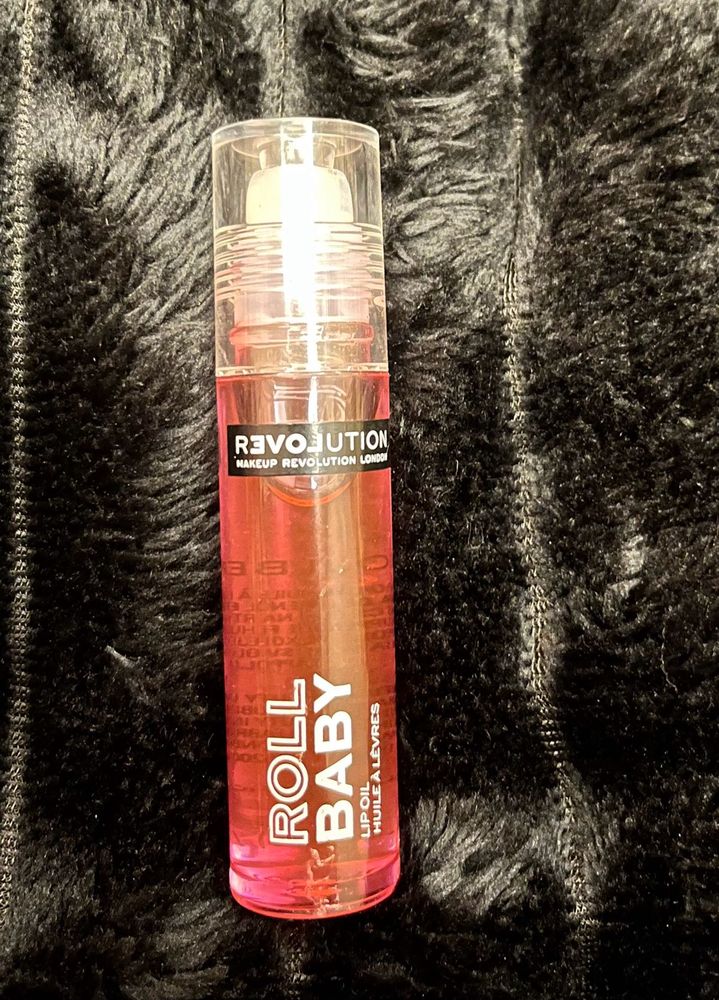 Makeup Revolution Roll Baby Lip Oil