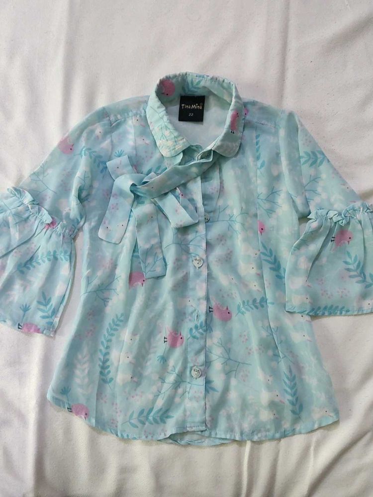 Charming Blue Floral Bell Sleeve Blouse
