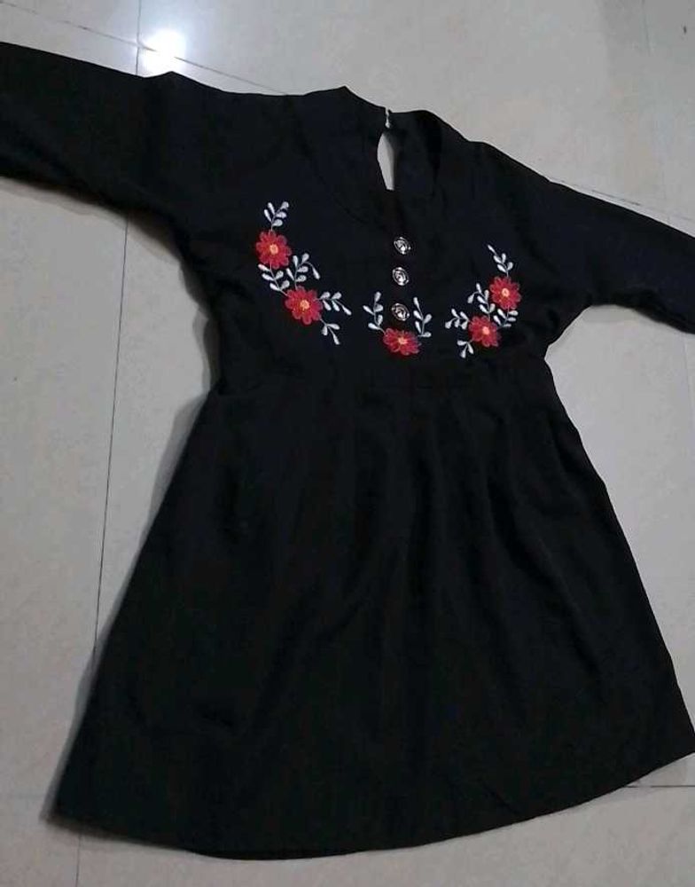 New Black Short Top🖤