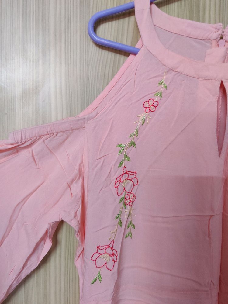Cold Shoulder Kurta