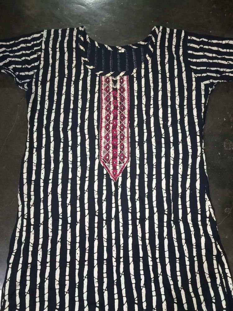 Stylish Striped Kurta