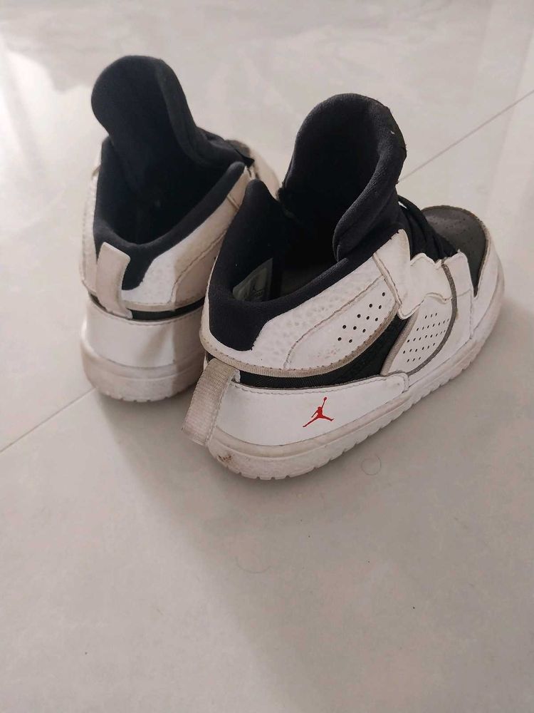 2 Pair Shoes
