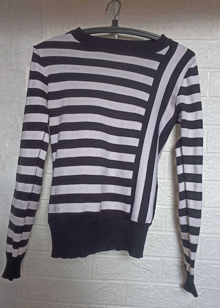 Striped Long Sleeve Sweater top