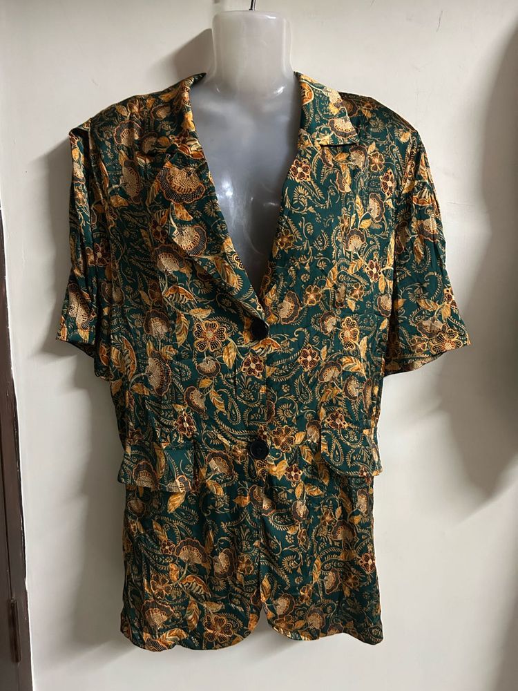 Boho Floral Print Button-Down Blouse