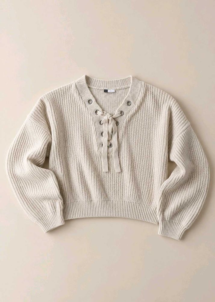 CREAM LACE-UP CROPPED KNIT SWEATER