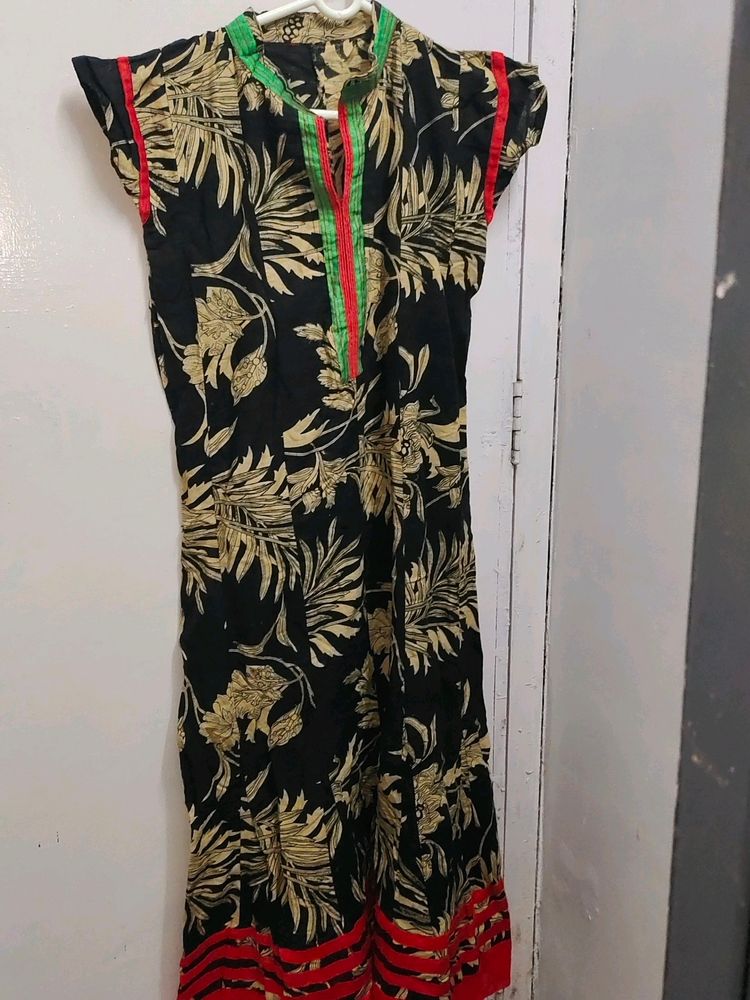 Round And Straight Kurti