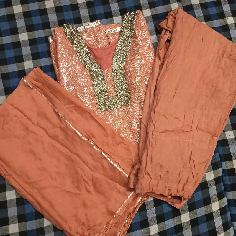 Elegant Indian Kurta Set