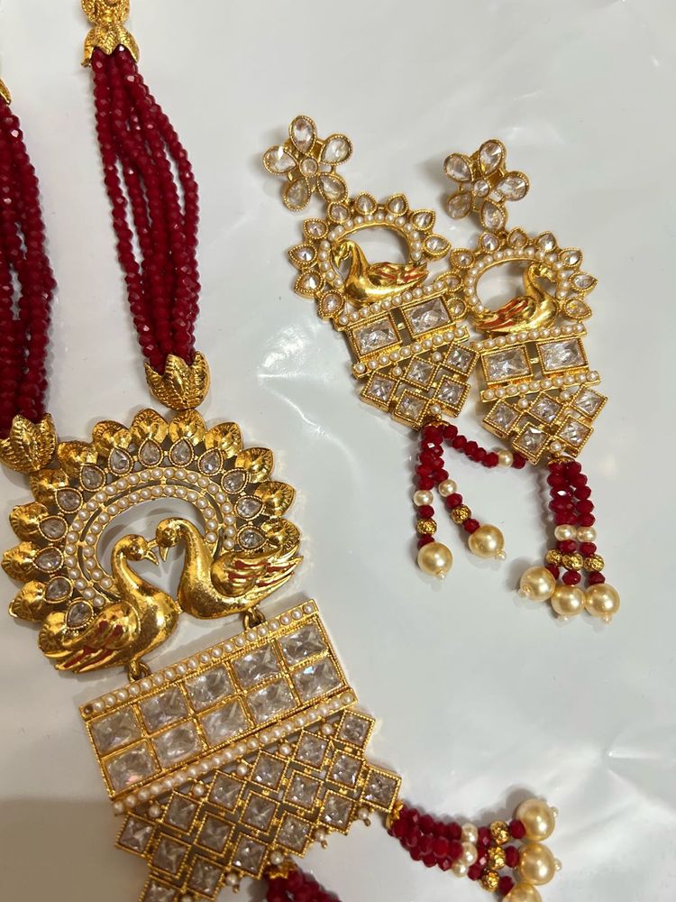 Elegant Gold &amp; Red Indian Jewelry Set