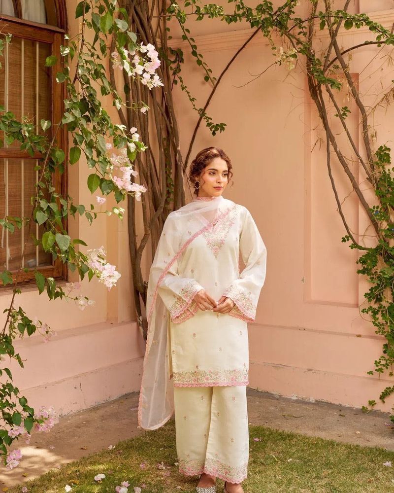 SPECIAL WHITE BULBUL SUIT SET ❣