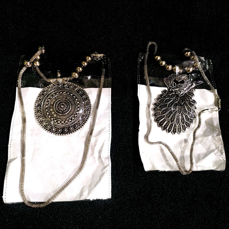 Oxidised silver metallic necklace (each for 140/-)