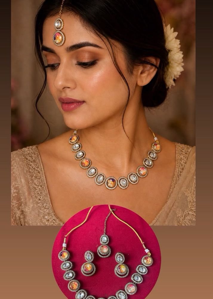 Elegant Kundan &amp; Pearl Necklace Set