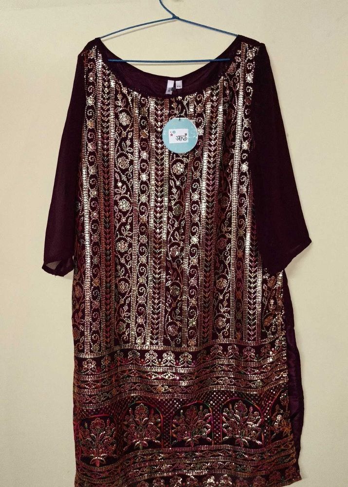 Elegant Embroidered Kurta