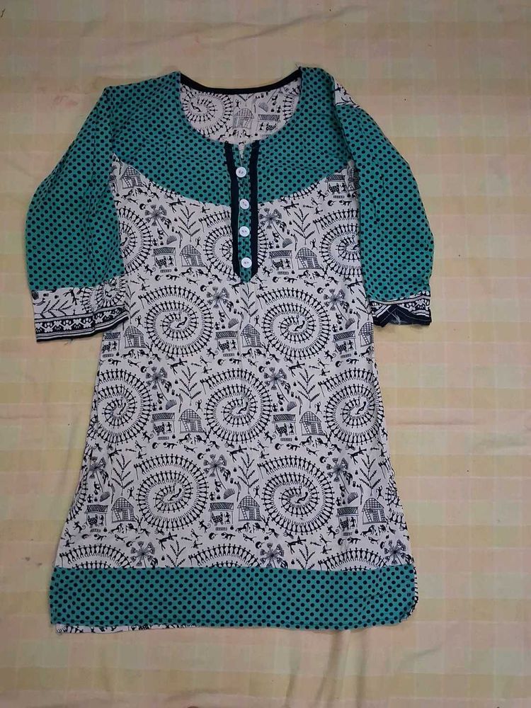 Unique Printed Kurta
