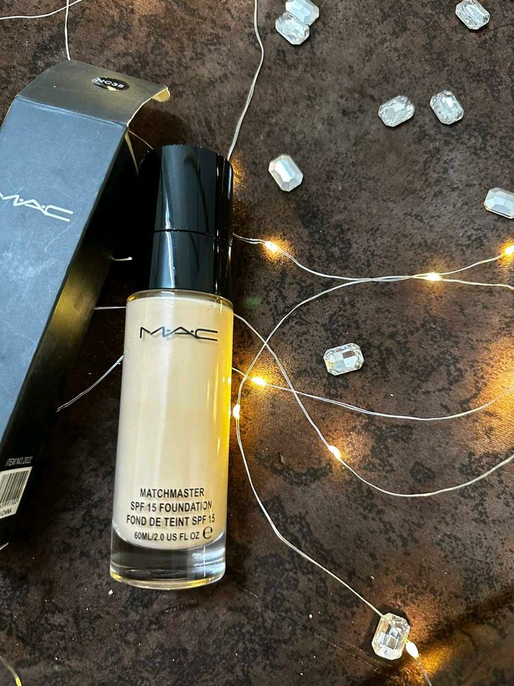 MAC Matchmaster Foundation SPF 15