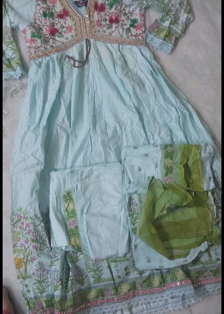 Beautifully Embroidered Kurta Set