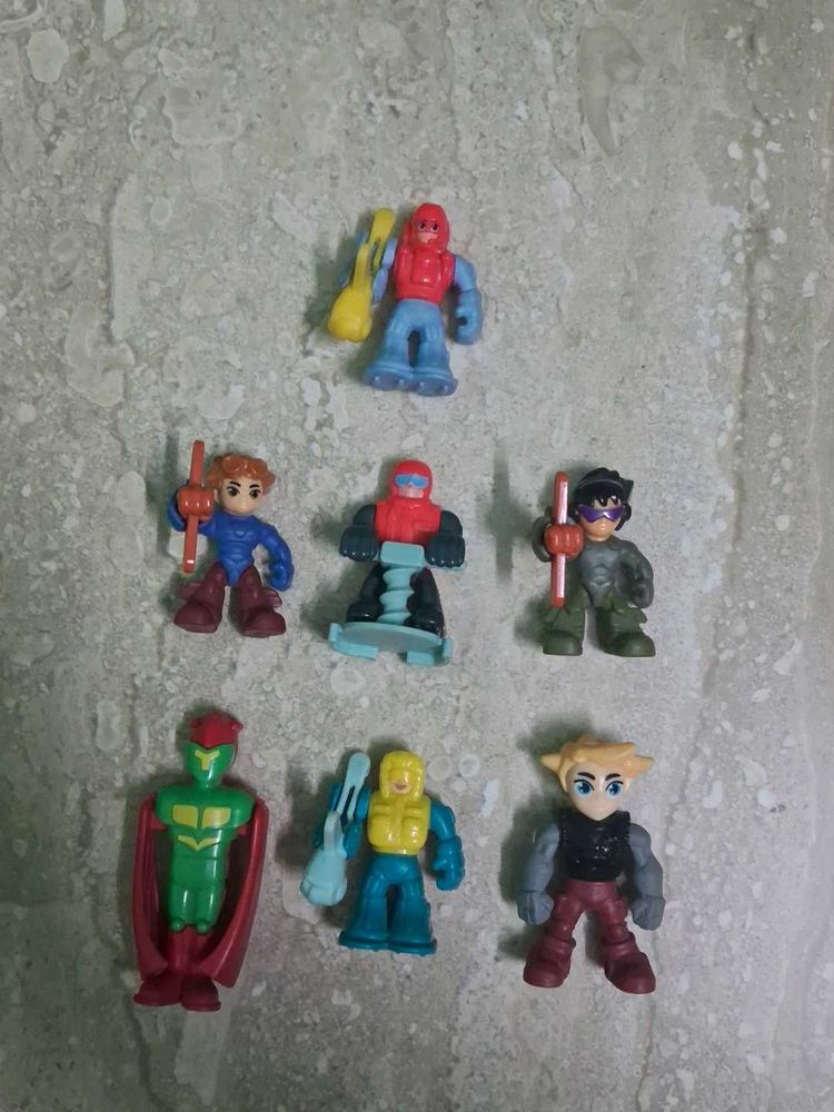 Collection of kinderjoy Action Figures