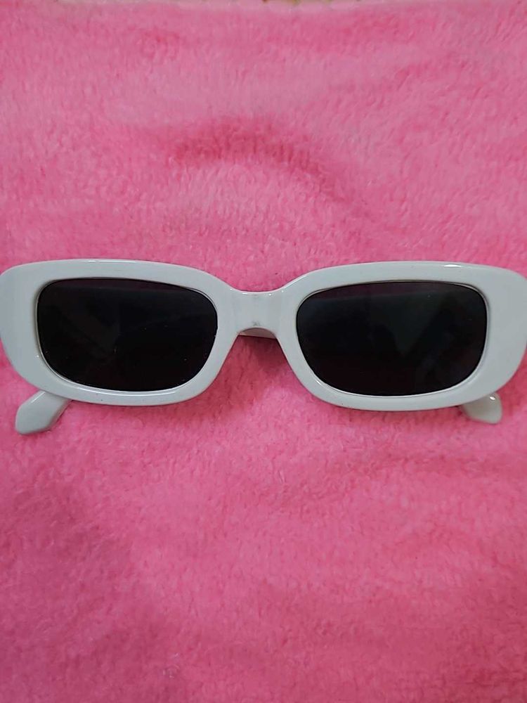 Trendy Sunglass.