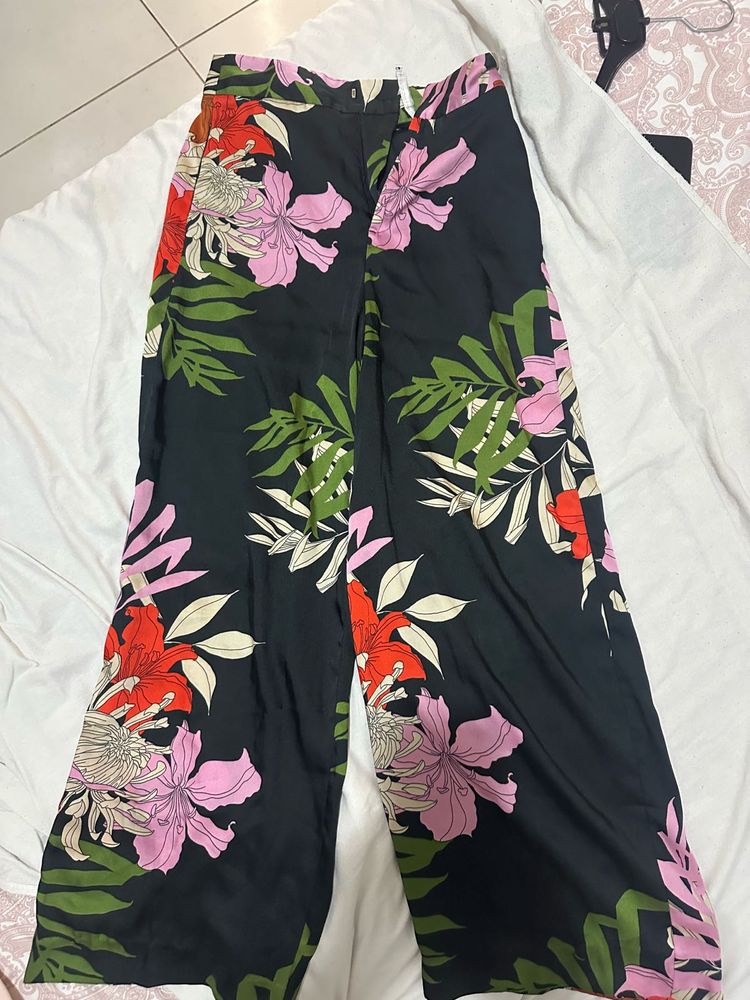 Floral Print Wide Leg Pants