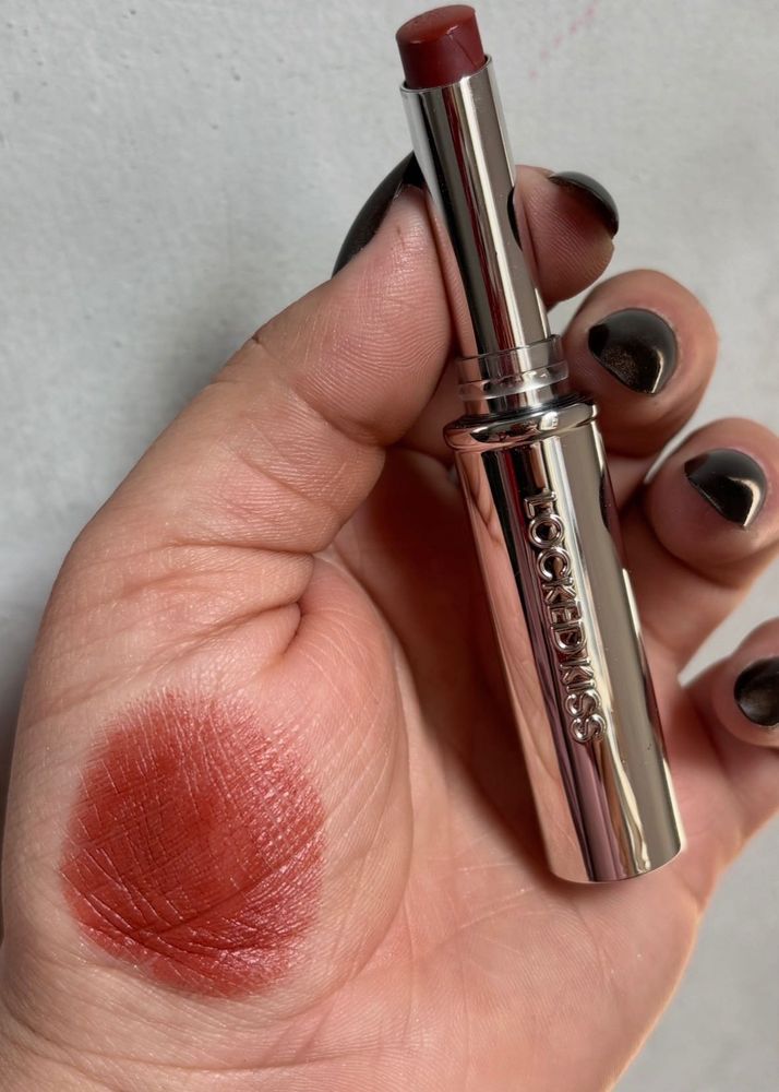 Mac locked kiss lipstick shade 69 sophistry