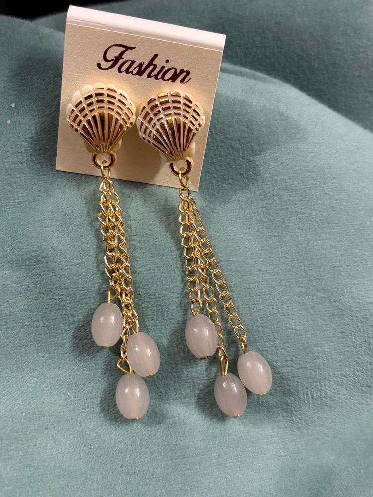 Chic Seashell Dangle Earrings 2 pairs koi b