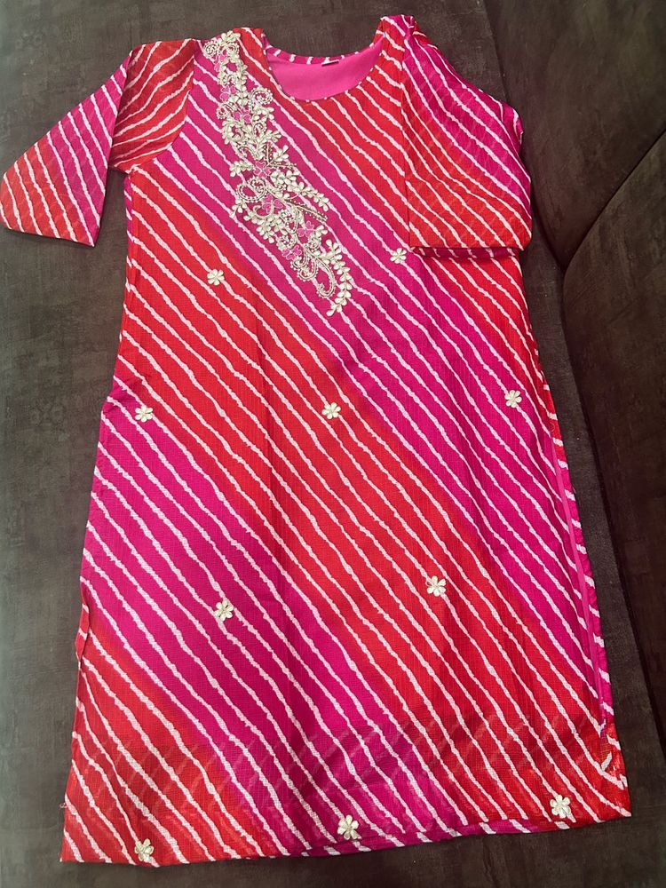 Magenta &amp; Red Leheriya Kurta