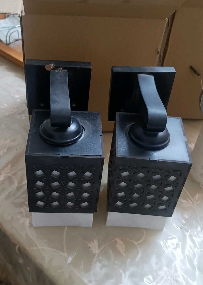 Set of 2 Black Modern Wall Lights