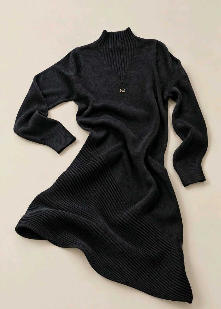 BLACK KNITTED HIGH NECK LONG SLEEVE BODYCON DRESS