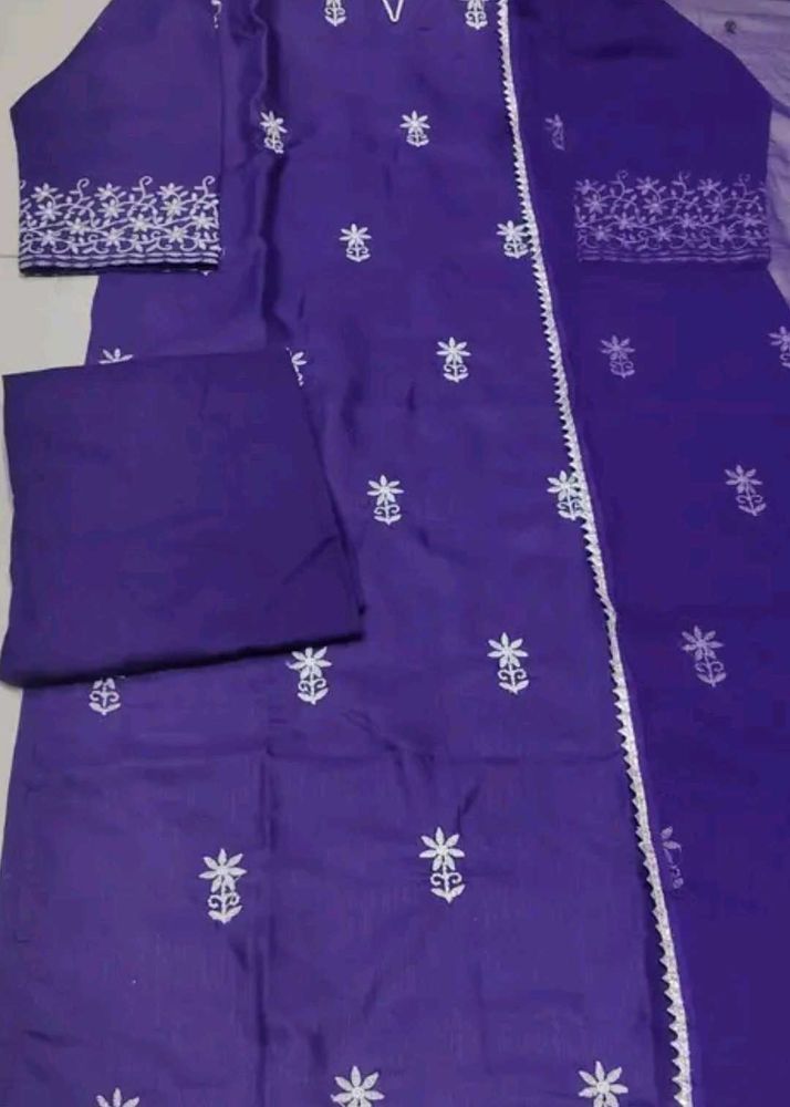 Elegant Purple Embroidered Kurta Set