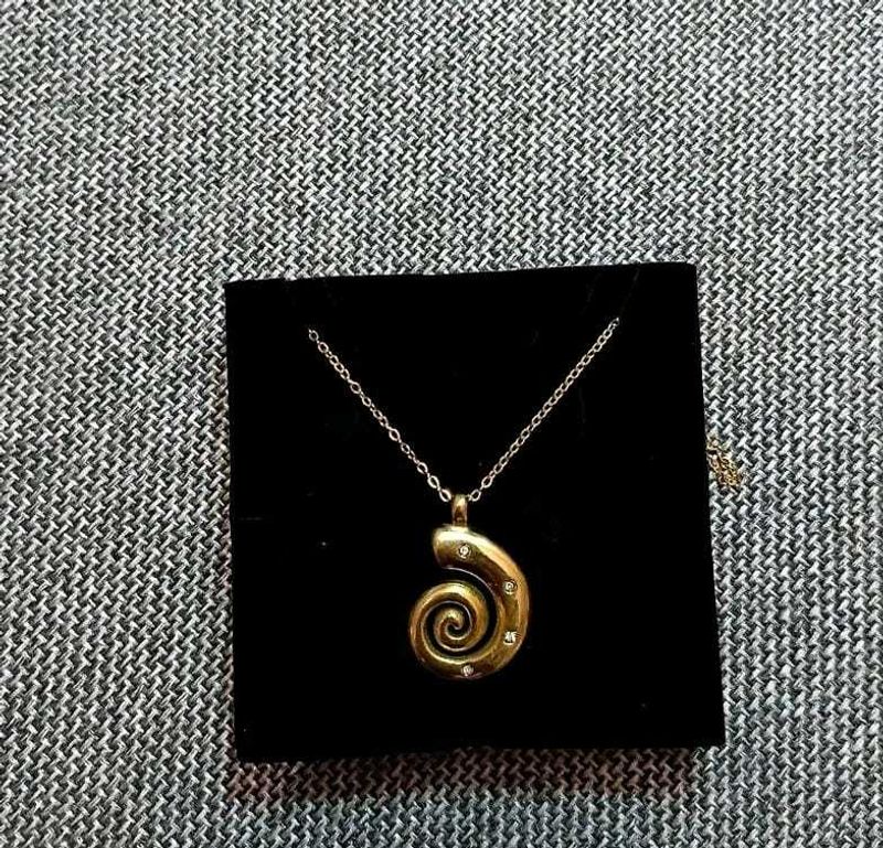 Spiral Pendant Necklace ( Anti tarnish)