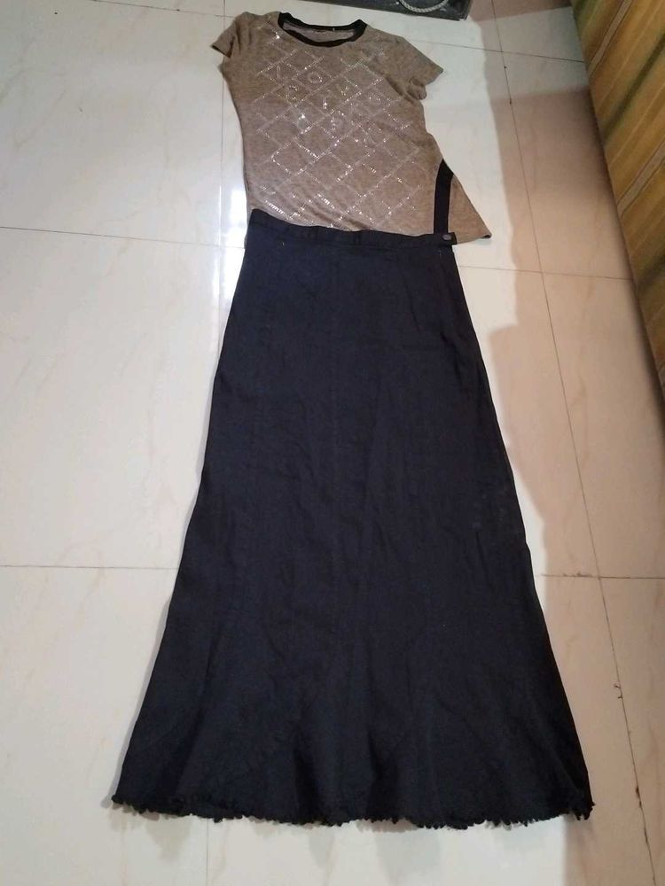 Stylish Skirt and Top Set