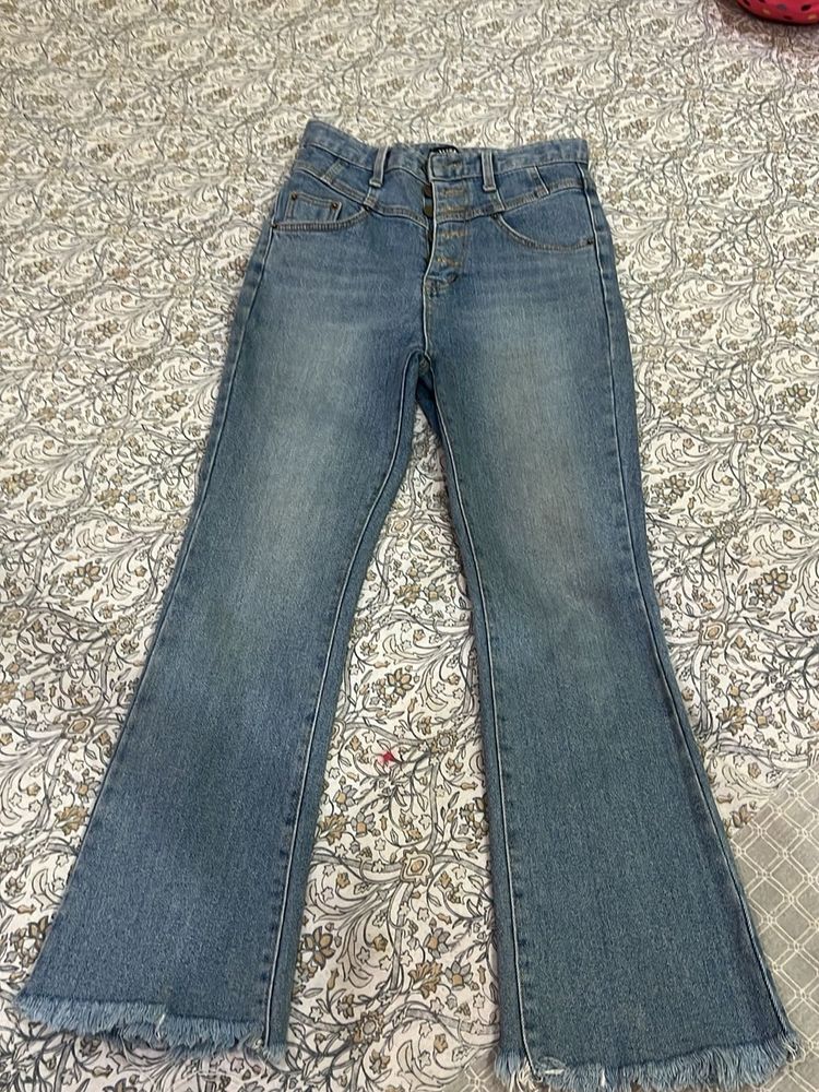 Stylish  bootcut jeans