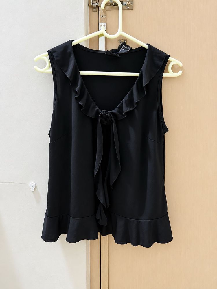 Chic Black Sleeveless Ruffle Top