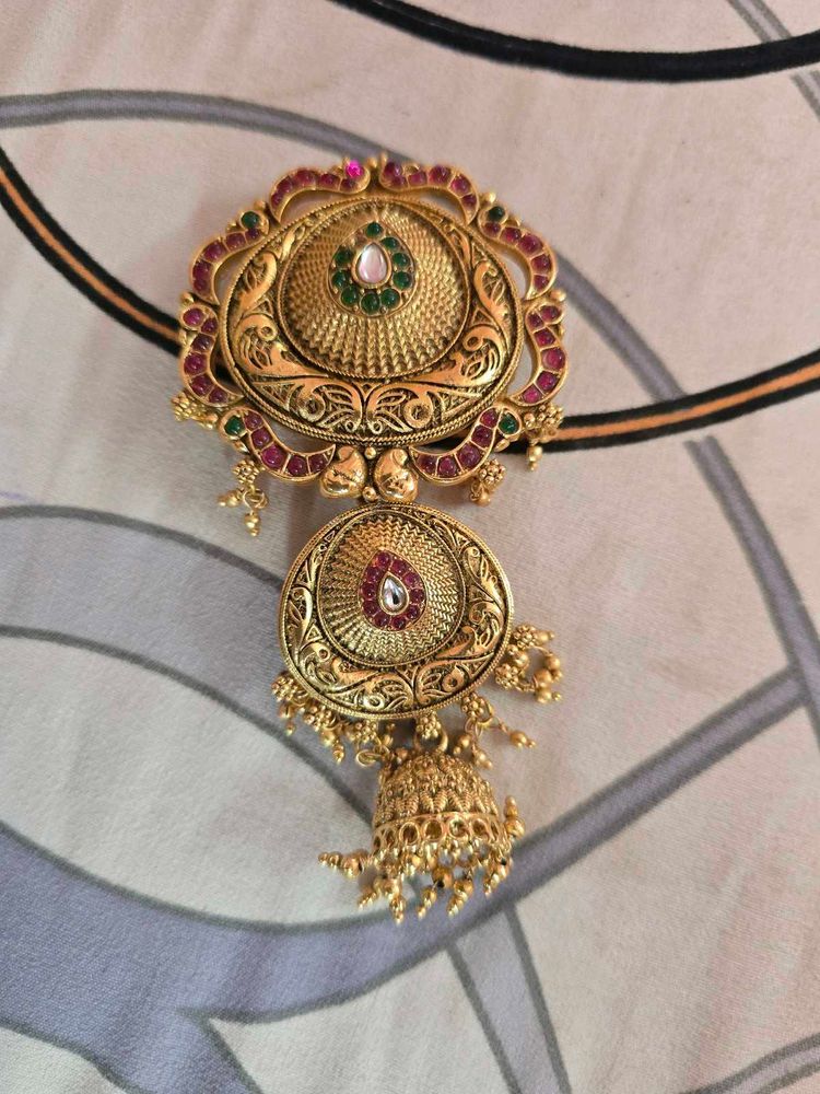 antique jada pilla