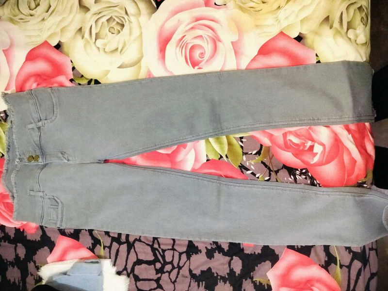 Light Wash Denim Jeans
