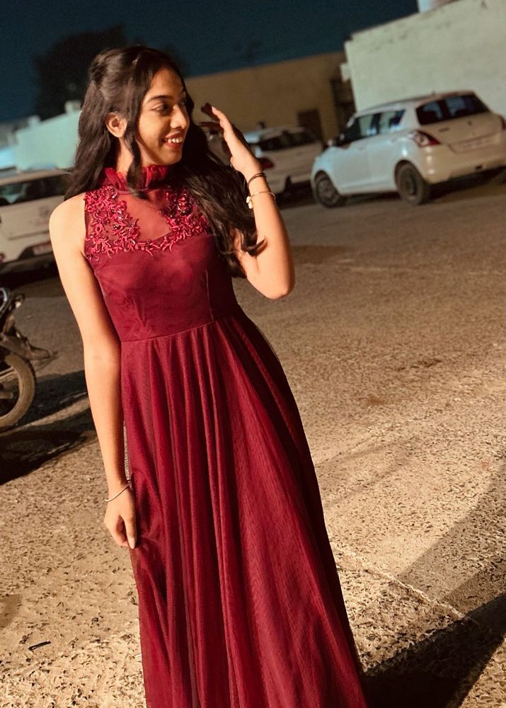 Embellished Fit &amp; Full Flare Gown ( Dress )