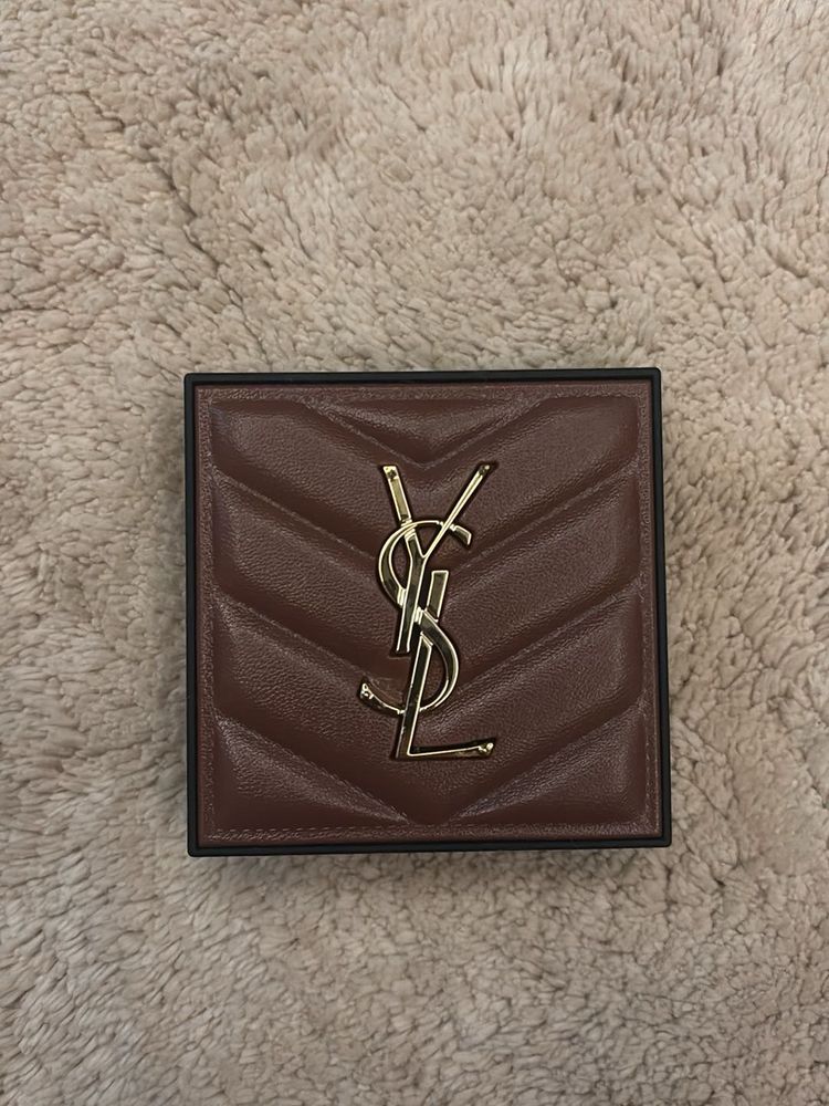 YSL Bronzing Powder shade - 01
