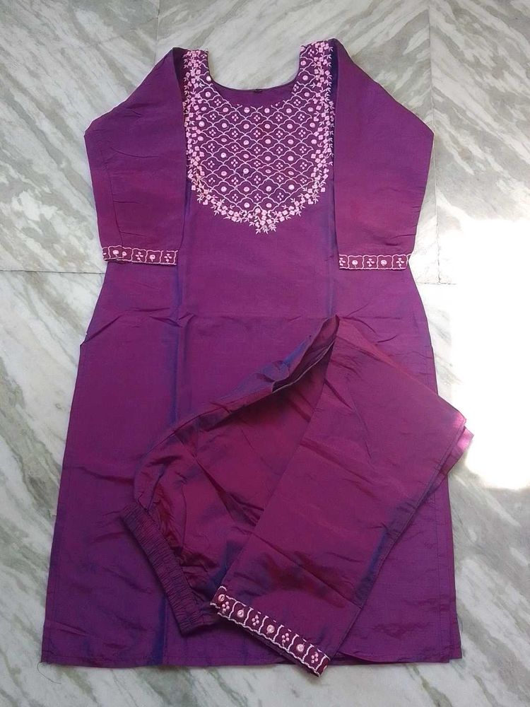 Elegant Purple Embroidered Kurta Set