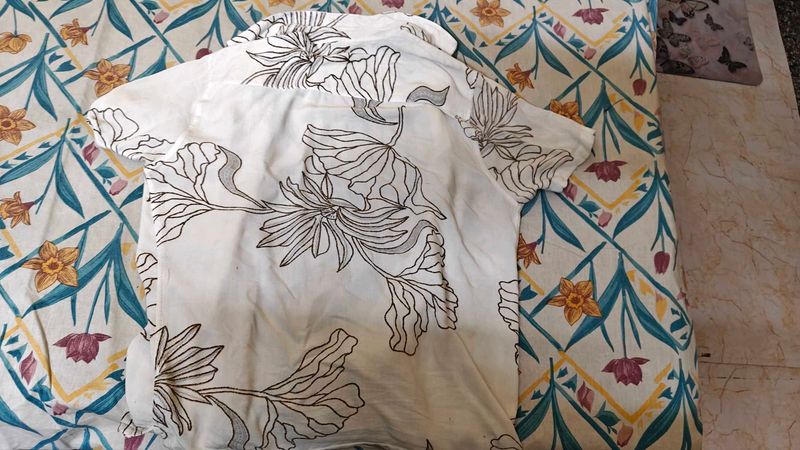 Floral Print Short Sleeve Shirt