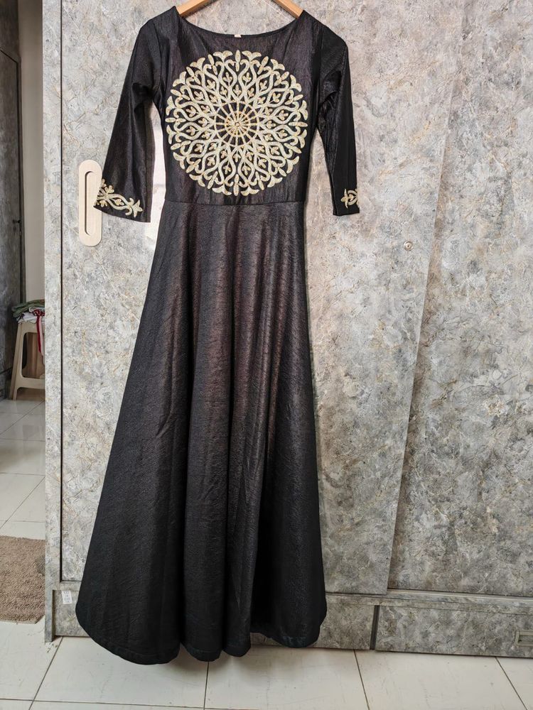 Elegant Black Embroidered Ethnic Gown