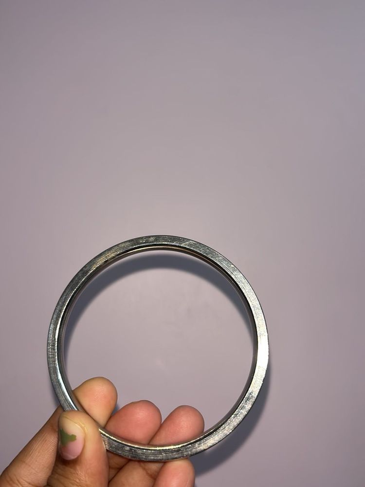 Silver kada