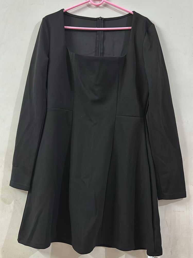 Savana Black Skater Dress