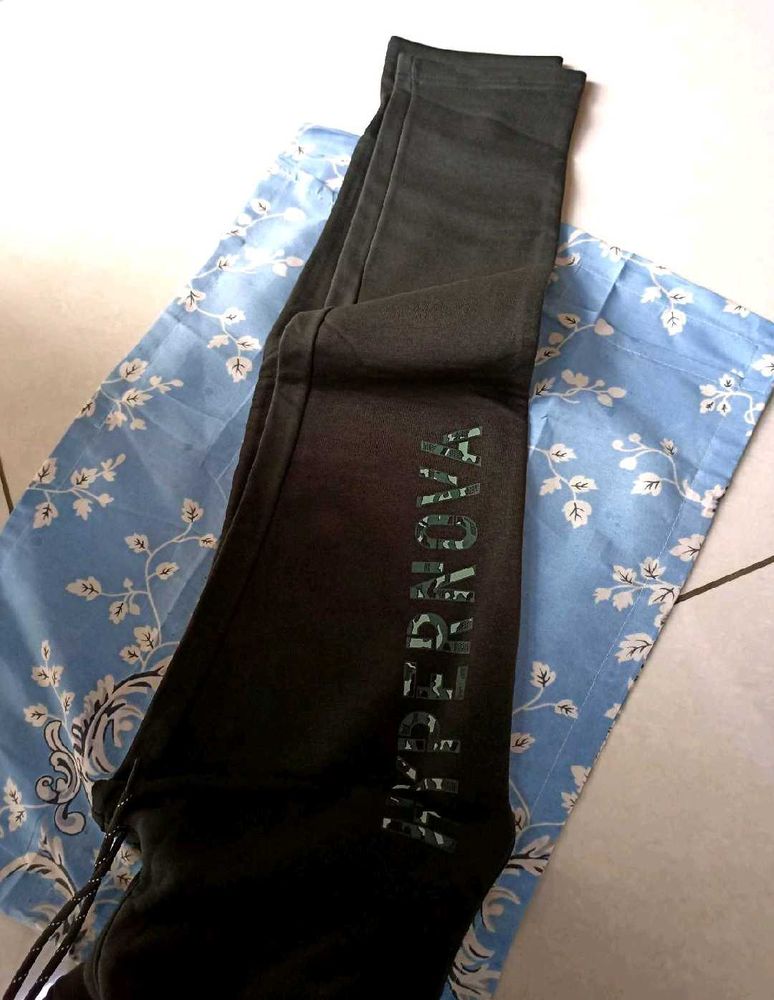 OCTAVE SOLID TRACKPANT