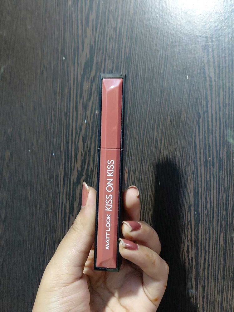 MATT LOOK liquid lipstick